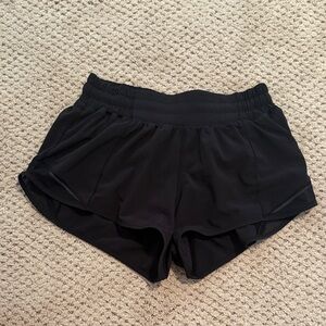 Lululemon Hotty Hot shorts size 4